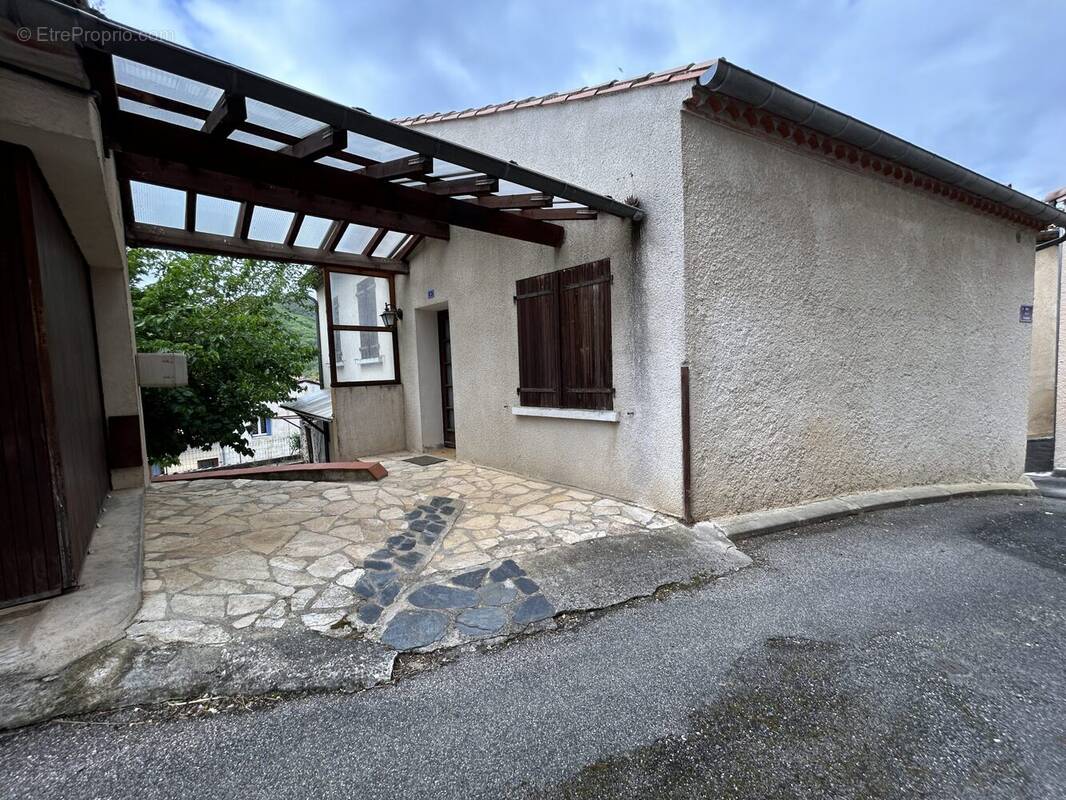 Maison à SAINT-FERRIOL