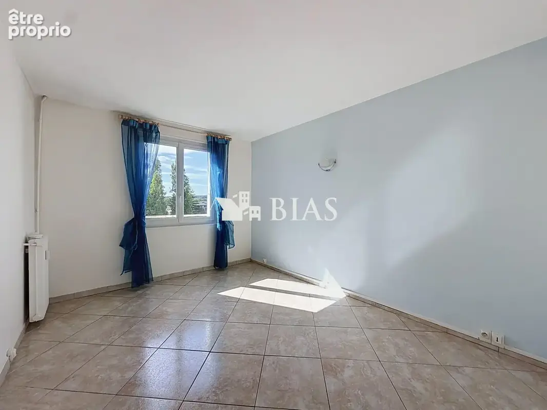 Appartement 69 m² à Evreux  - photo 8