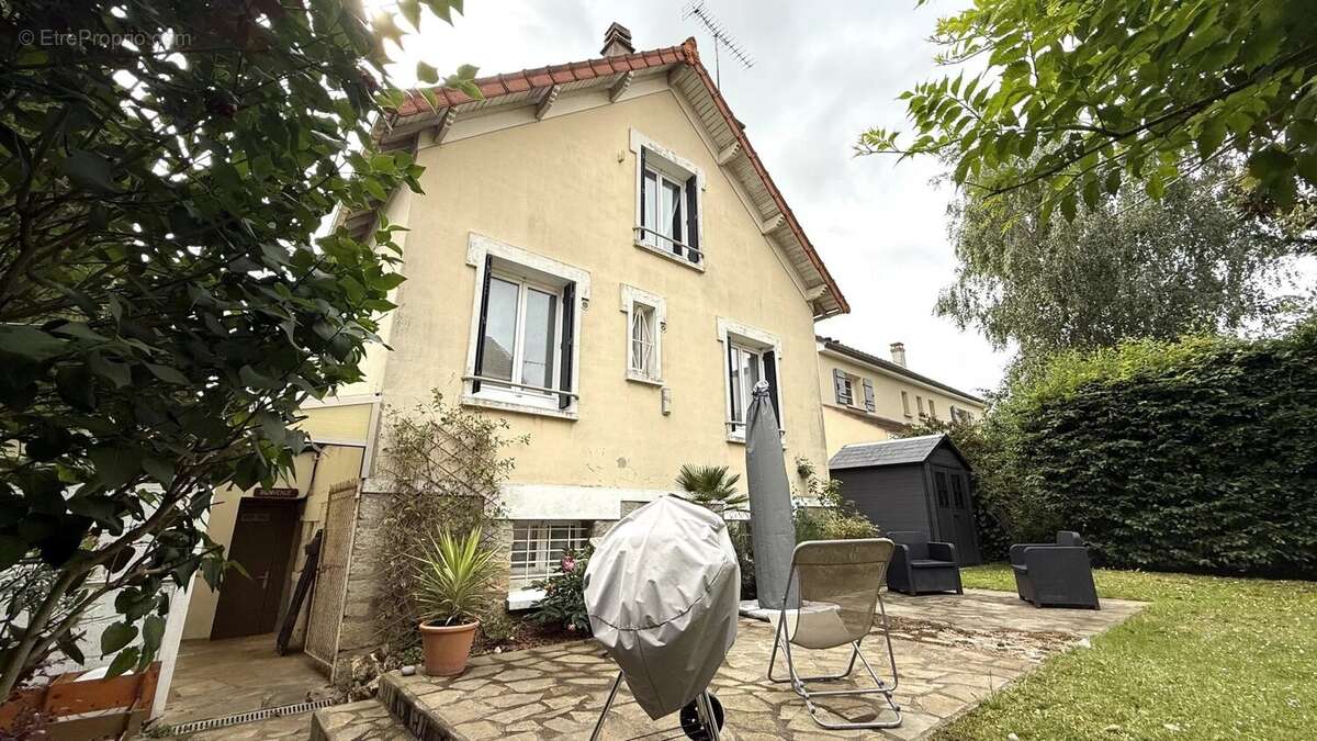 Maison à SAINT-BRICE-SOUS-FORET