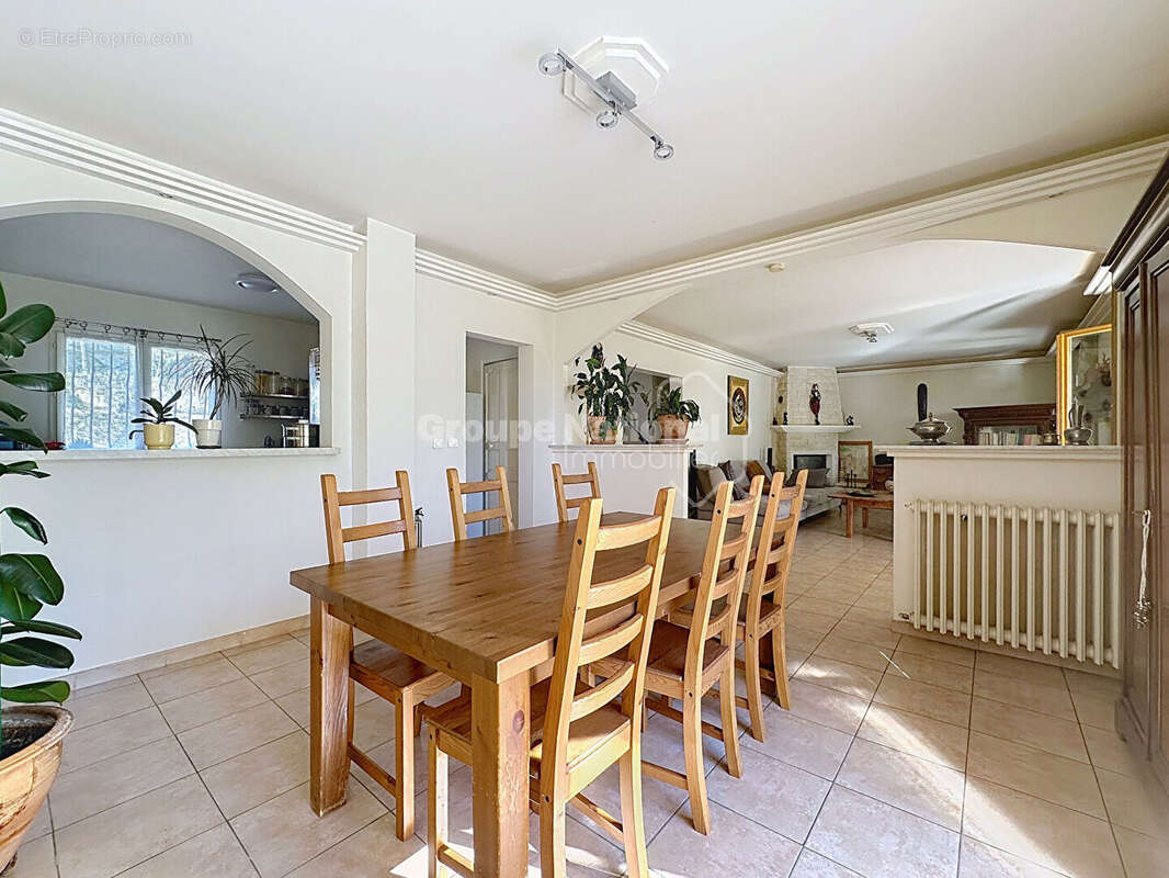 Maison à PEYMEINADE