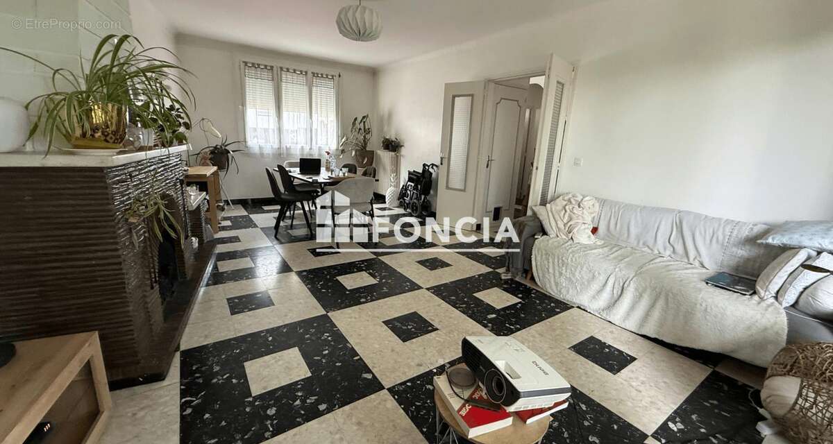 Exclusivite : immeuble de 2 appartements avec acces riviere - photo 6