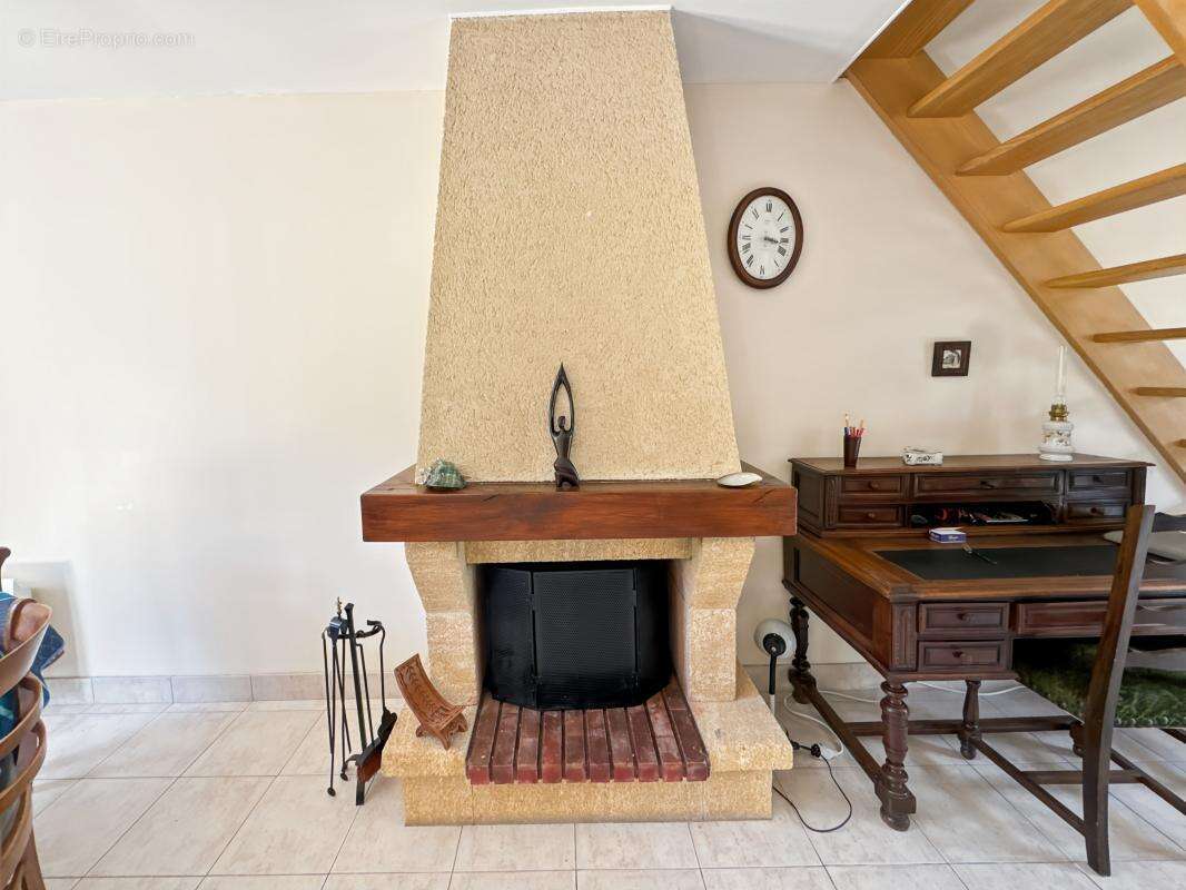 Maison à EQUEMAUVILLE