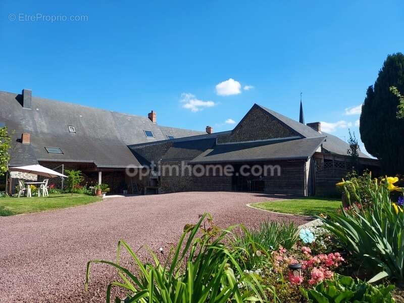 Maison à MARCILLE-LA-VILLE