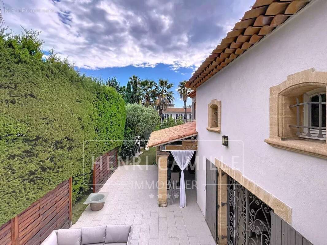 Maison à CANNES