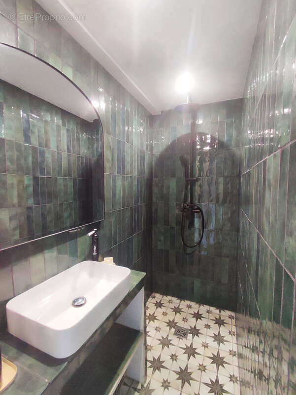 COUBRON - Maison 8 pièces de + de 210 m2 avec 4 chambres avec sous-sol total et jardin - photo 16
