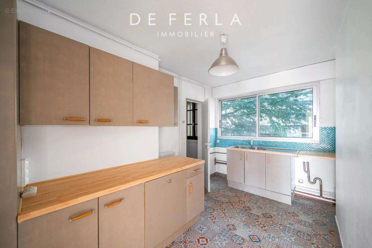 Appartement lumineux avec terrasse et parking  à Sèvres - photo 5