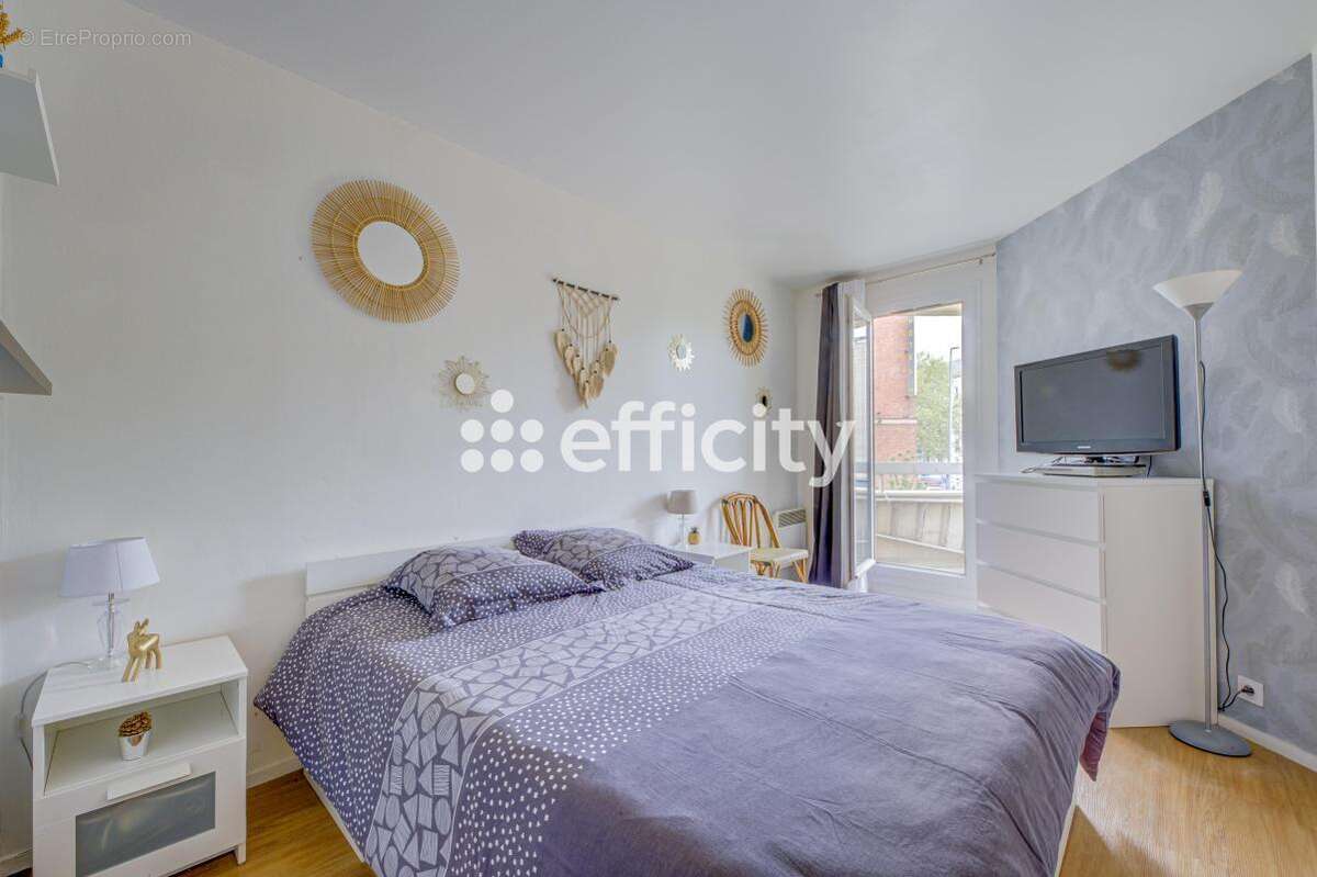 Appartement à ISSY-LES-MOULINEAUX
