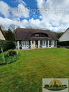 Maison à GUIGNECOURT