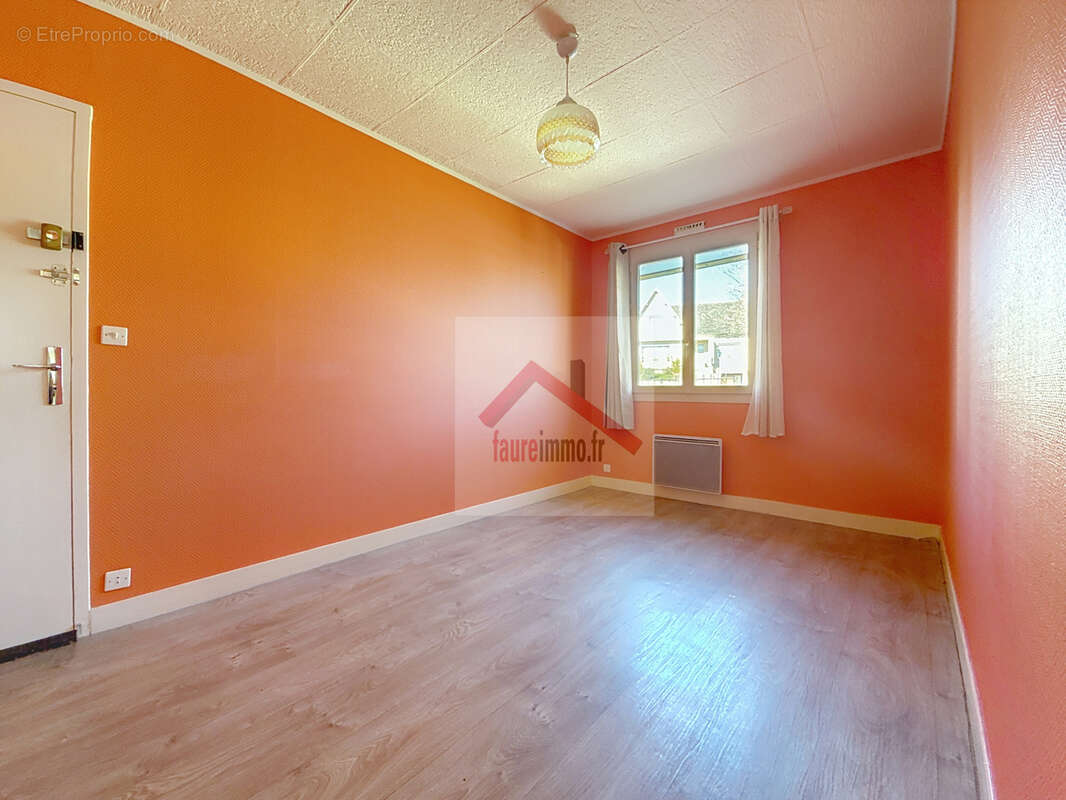 Maison à PERPEZAC-LE-NOIR