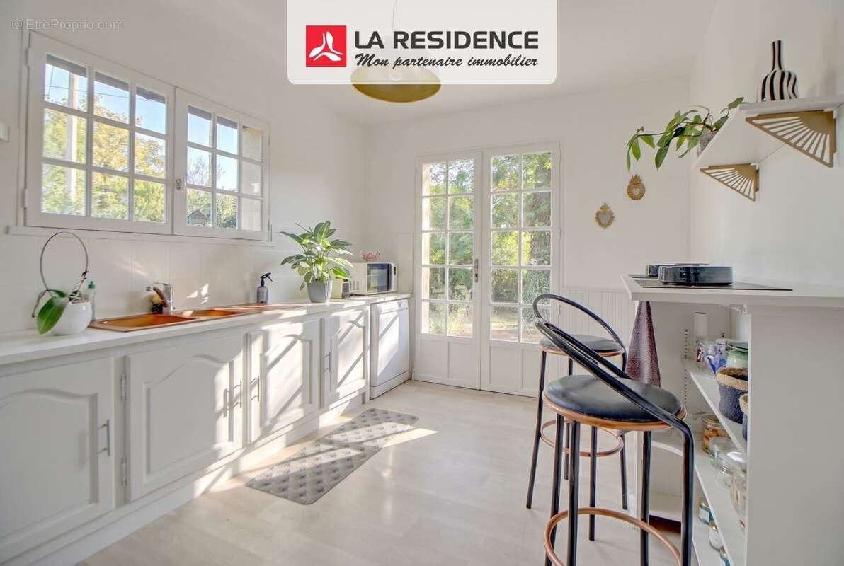 Maison à VERNEUIL-SUR-SEINE