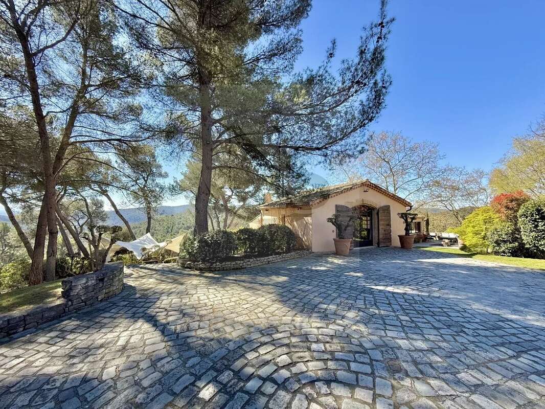 Maison à AIX-EN-PROVENCE