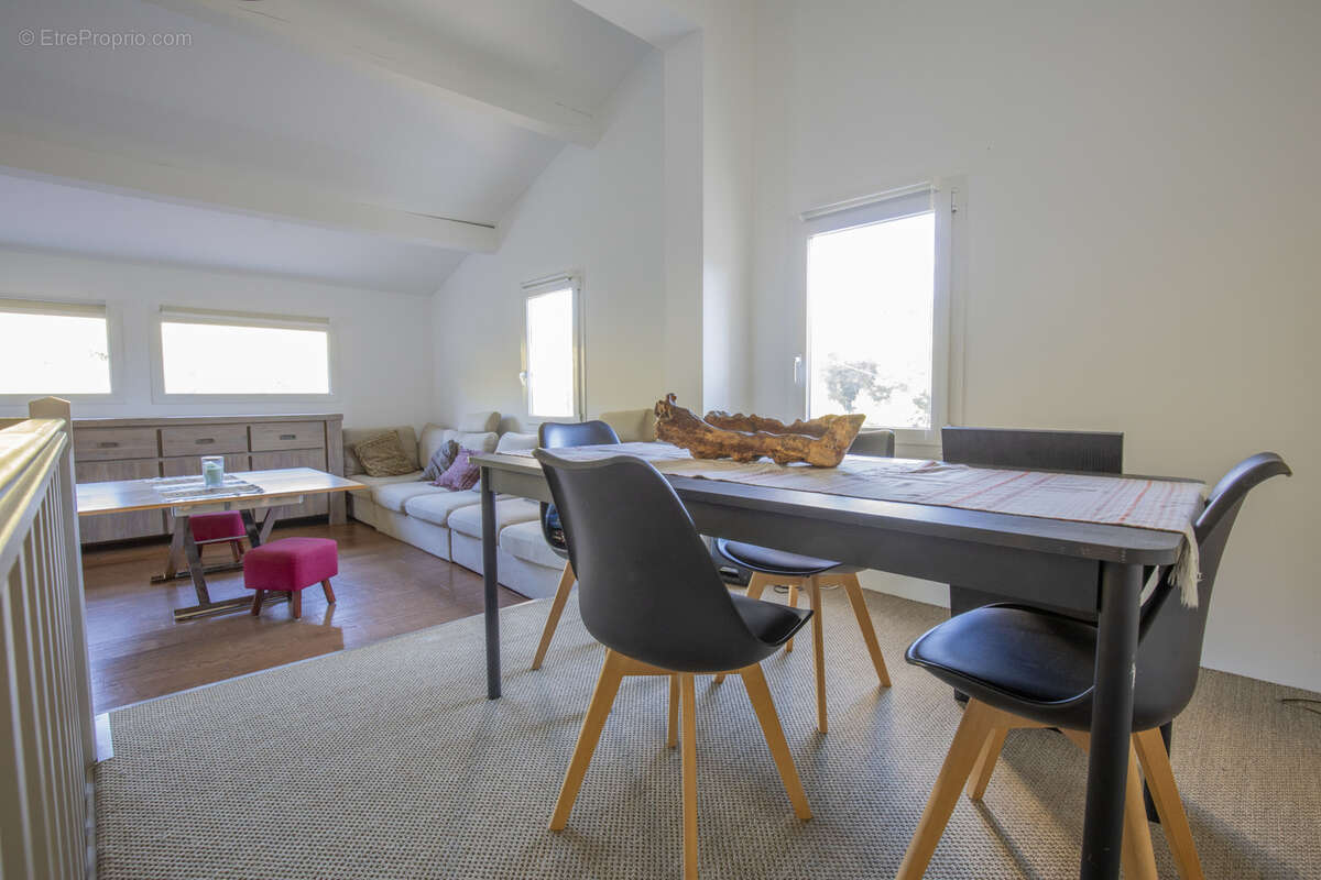 Maison à LA BOUILLADISSE