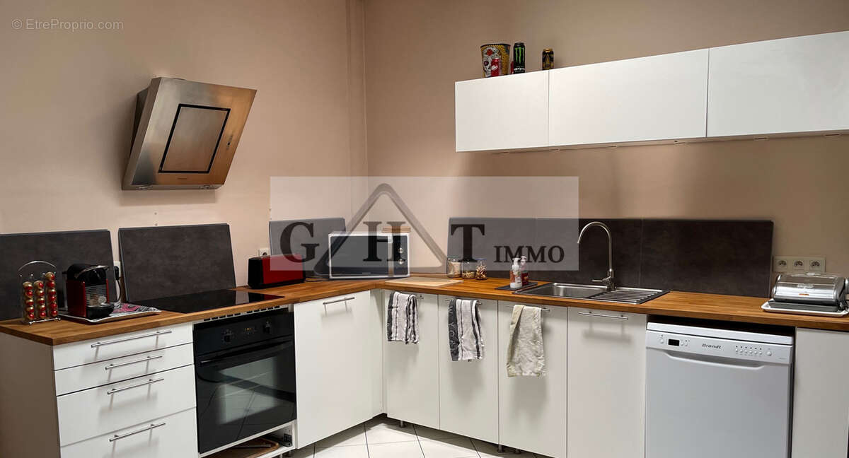 Local d’activité avec bureaux – 270 m² – À vendre – Montgeron - photo 3