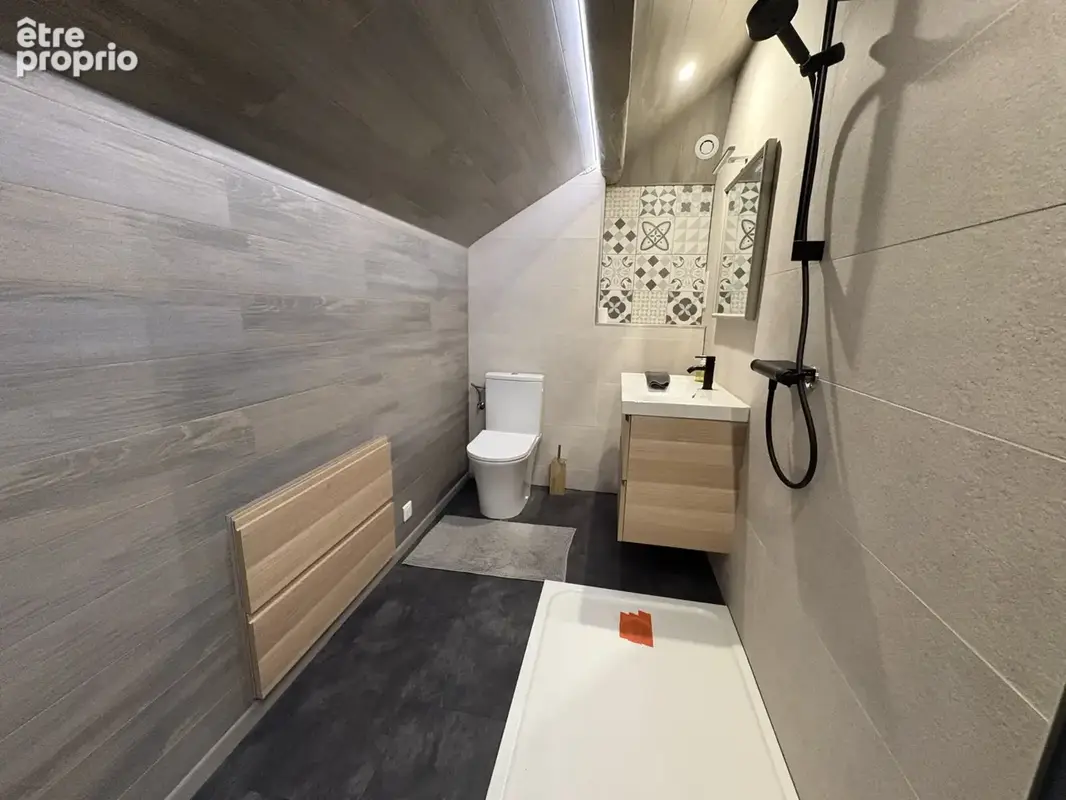 Charmante maison de 90 m2, idéalement située à Magstatt-le-Bas, offrant un cadre de vie chaleureux et fonction - photo 10