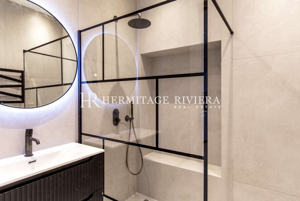 Appartement à VILLEFRANCHE-SUR-MER
