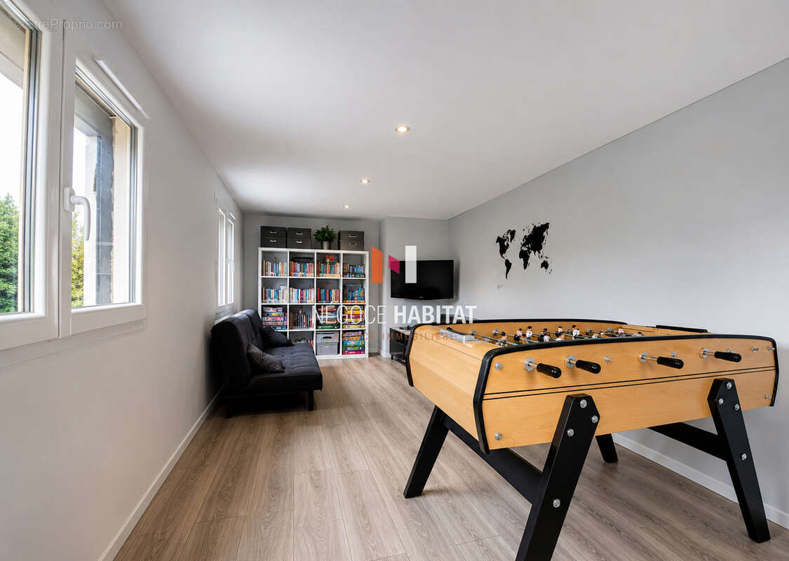 Villa T5 avec piscine et garage à vendre - Saint-Aunès, terrain de 830 m2 - photo 11