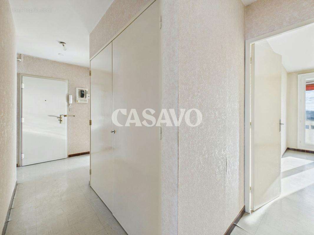 Vente Appartement 5 pièces de 86m² - 13090 Aix-en-Provence - photo 13