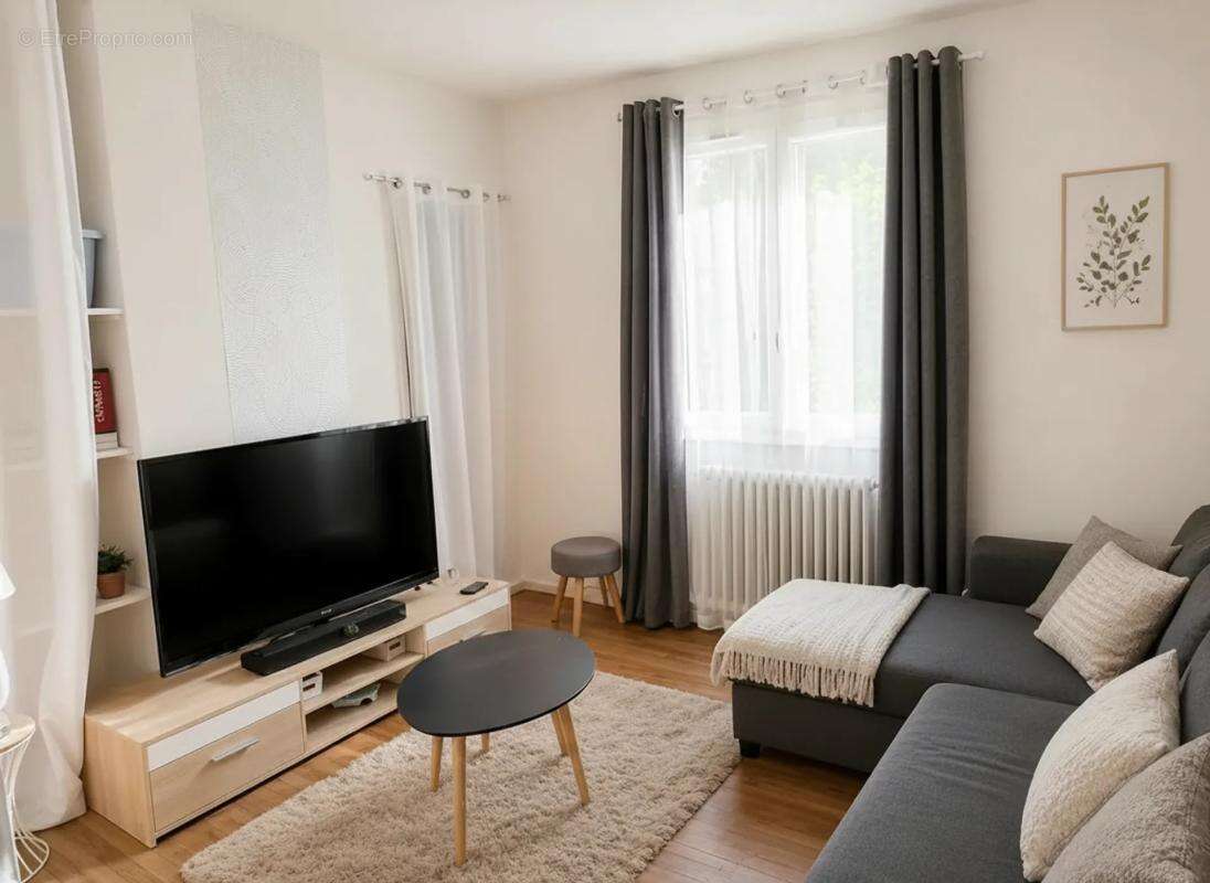 Maison louée 5 pièces avec grand jardin à Chaptelat - photo 5