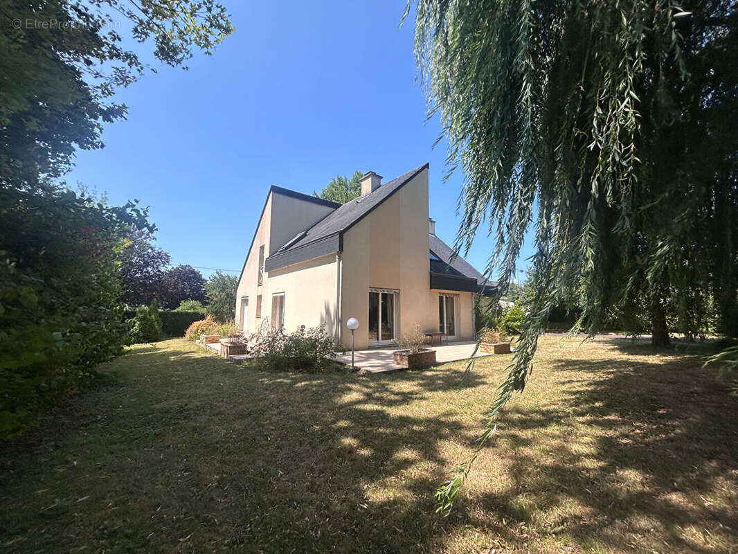 Au coeur de BETTON - Maison Betton 6 pièces - 159 m2 - photo 2