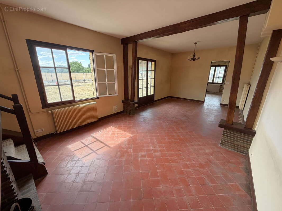 Maison  2 pièces , proche Anet . - photo 2