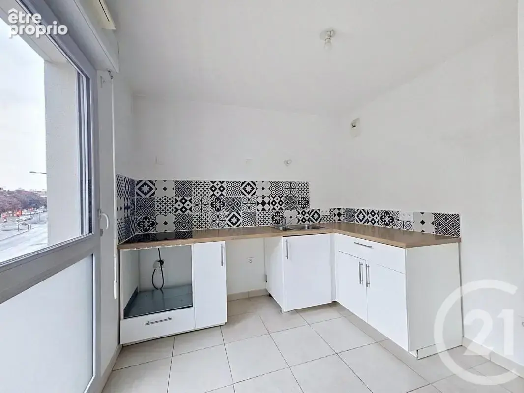 Appartement 4 pièces 84 m² à vendre à Creteil (94000) - photo 3