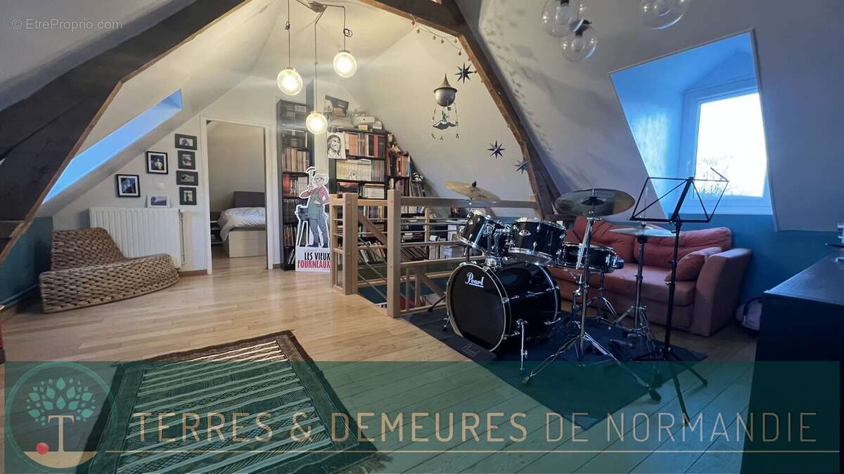 Maison à CUVERVILLE-SUR-YERES