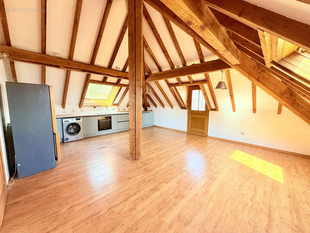 Appartement à SAINT-BALDOPH