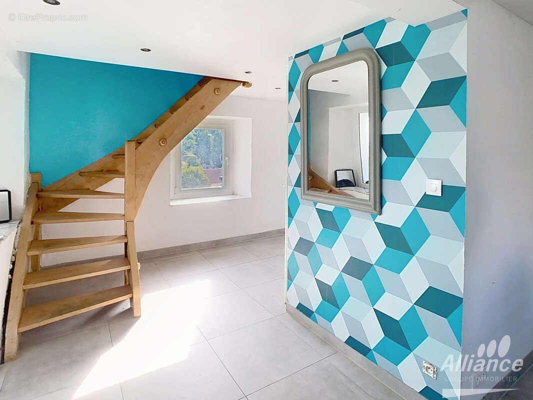 Jolie maison pierre sur 11a , piscine, vue imprenable - photo 2