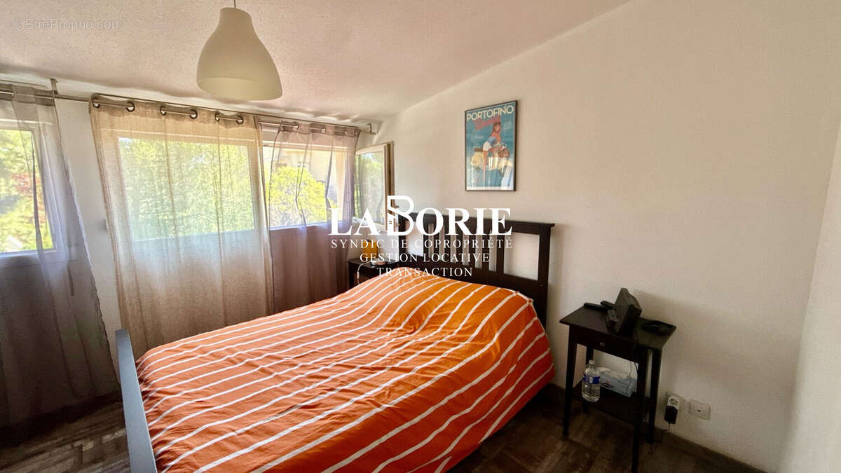 Maison 81 m² à Villeneuve-Les-Avignon  - photo 9
