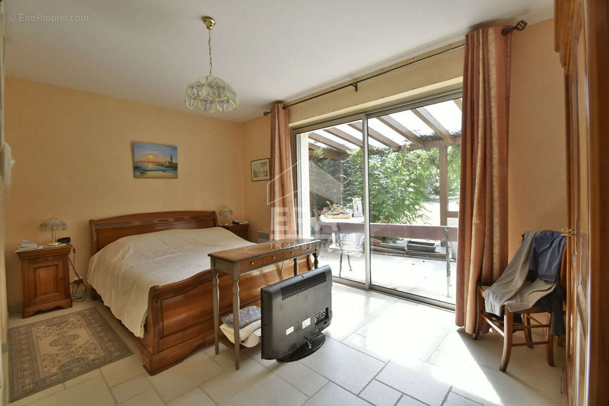 Maison 207m² à le tremblay-sur-mauldre - photo 9