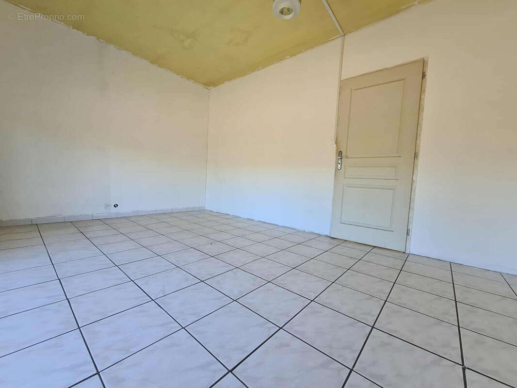 Maison à MARNAY-SUR-MARNE