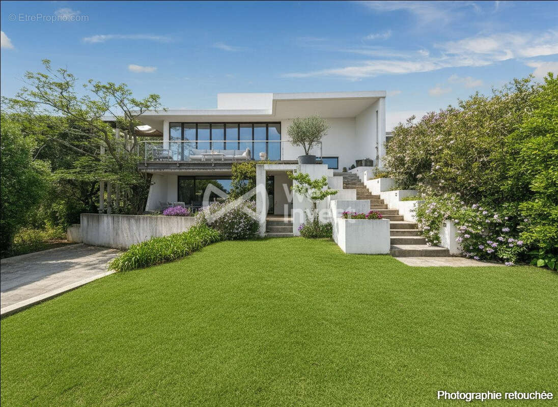 Maison à SAN-MARTINO-DI-LOTA