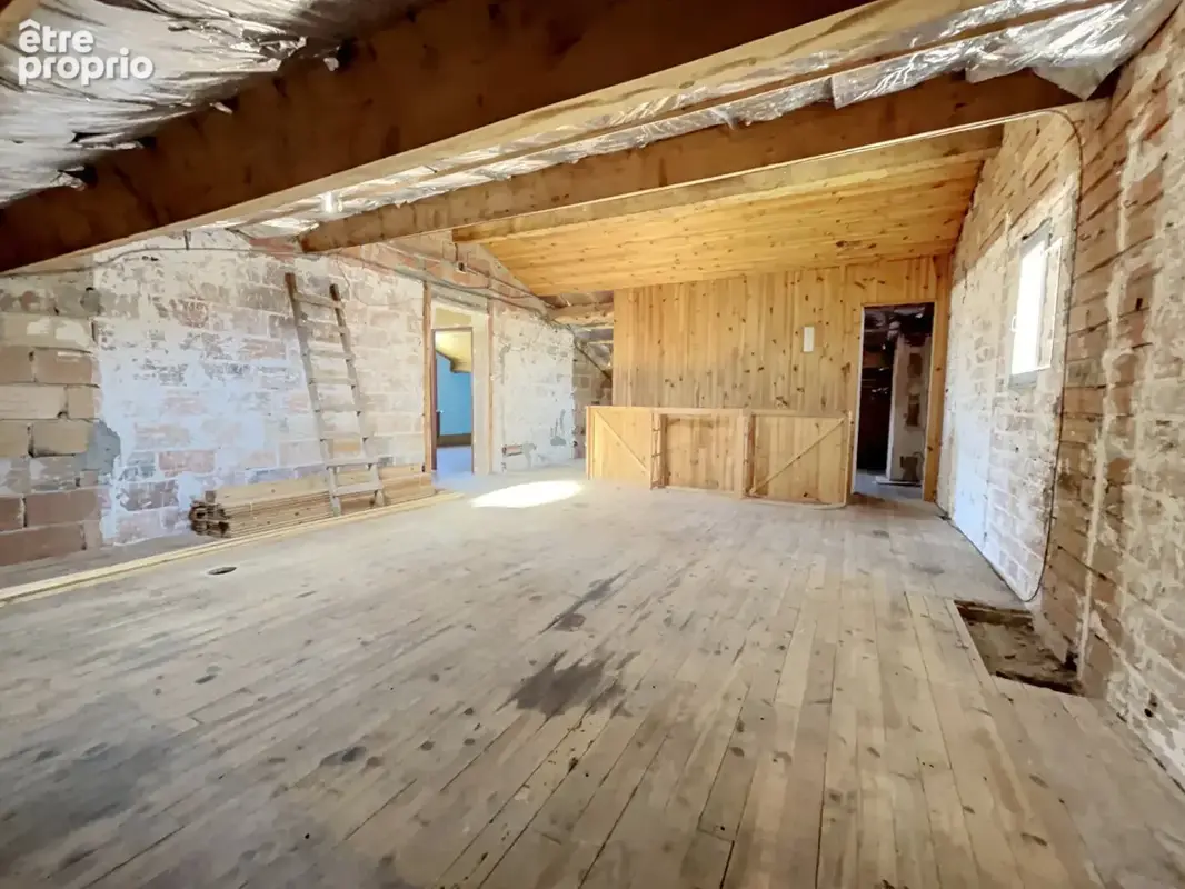Maison avec fort potentiel à pied des commodités - photo 7