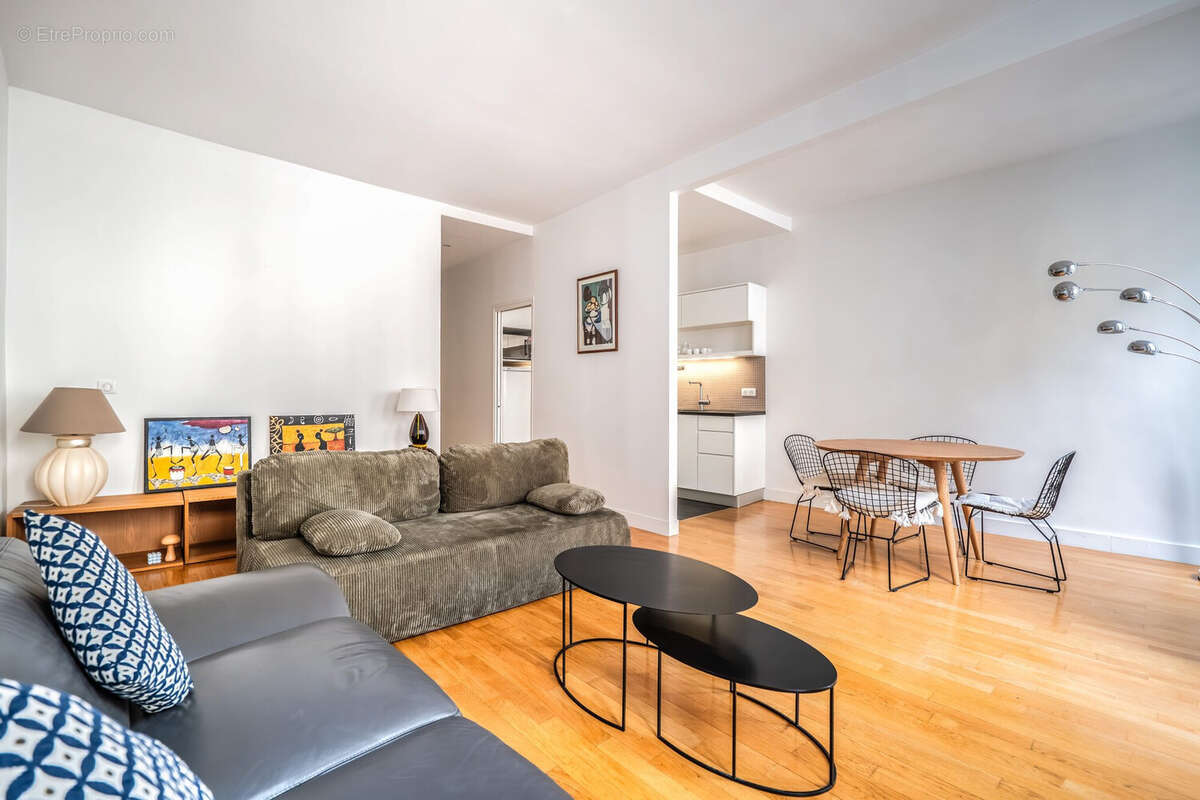 Appartement 52 m² à Paris-3e  - photo 6