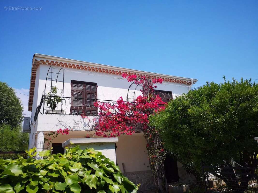 Maison à CAGNES-SUR-MER