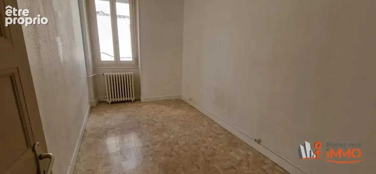 Maison de ville de 125m² (divisible en 3 appartements) - photo 11