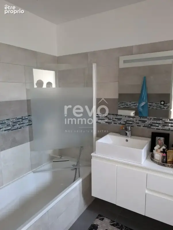Une maison pour vous et une pour un revenu locatif immédiat ! - photo 3