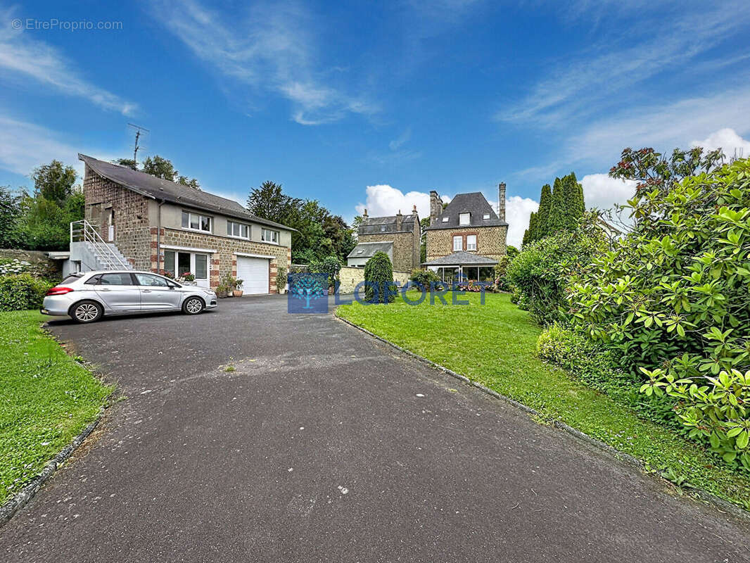 Maison à SAINT-GEORGES-DES-GROSEILLERS