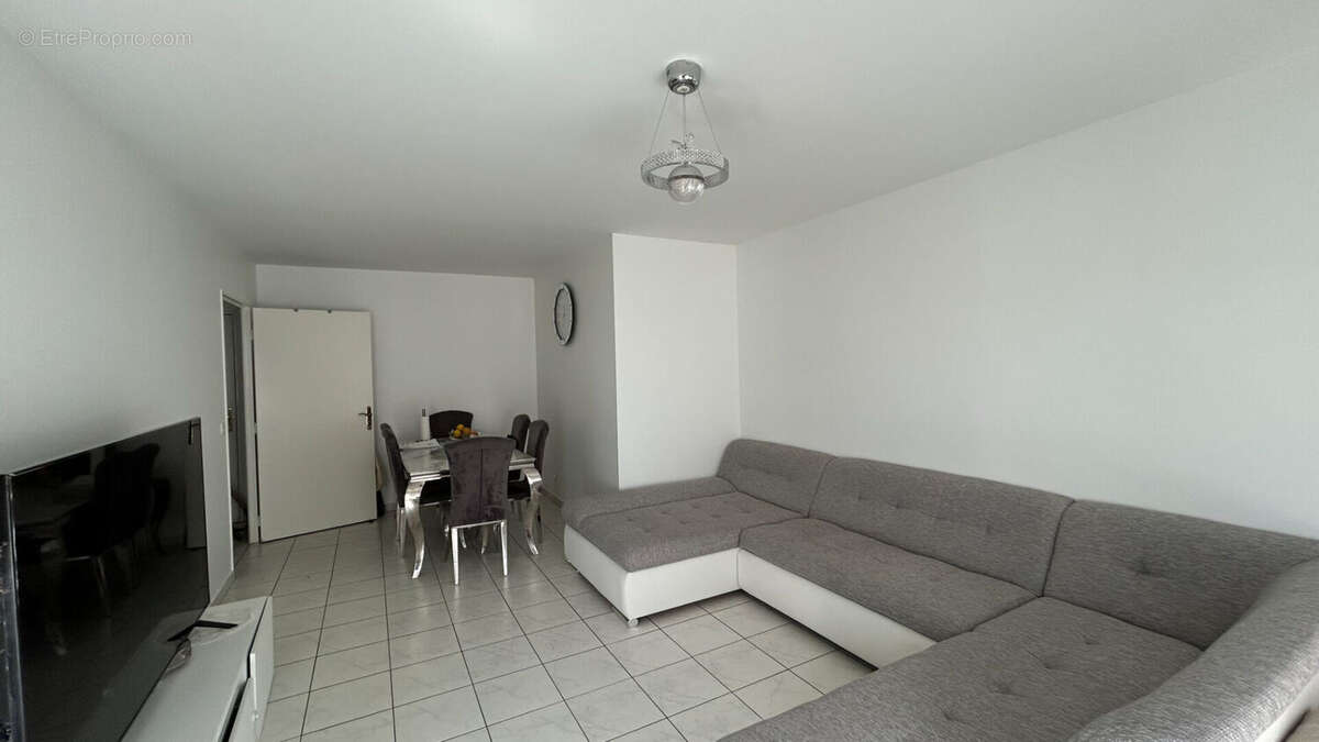 Appartement à GOUSSAINVILLE