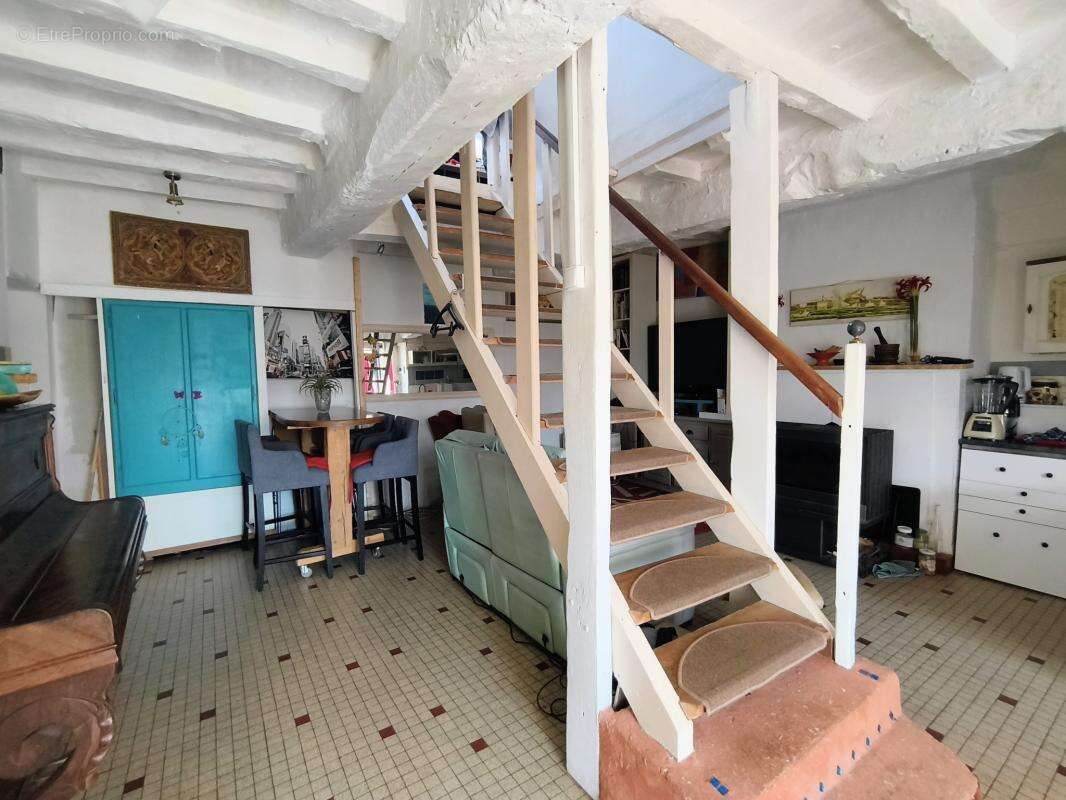 Maison à NOYAL-CHATILLON-SUR-SEICHE