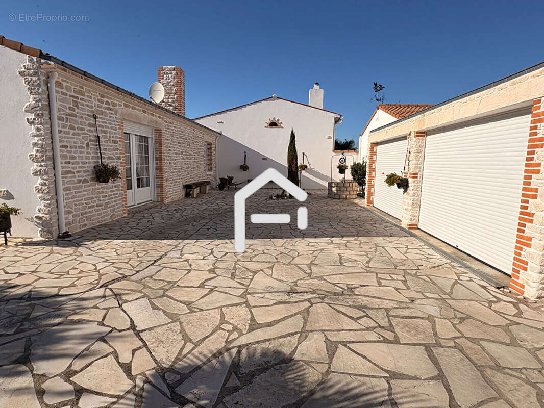 Maison à L&#039;AIGUILLON-SUR-MER