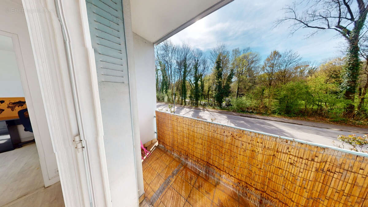 Appartement Grenoble ile-verte 3 pièce(s) 50 m2 - photo 2