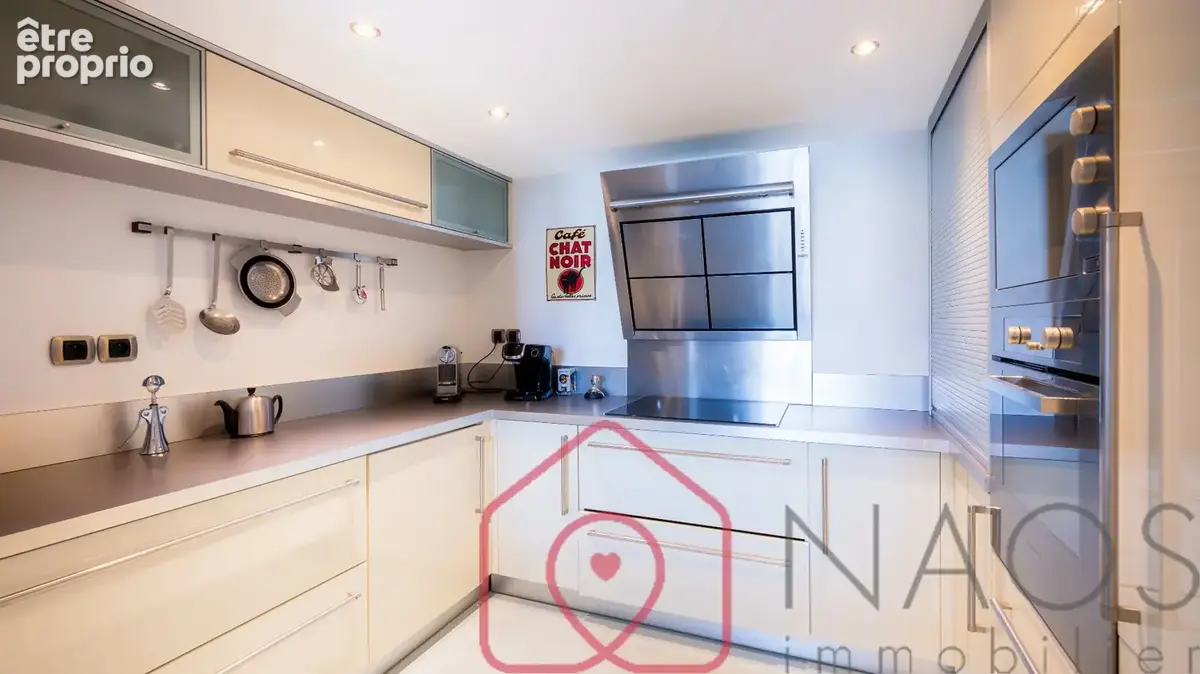 Loft d'exception au cur du fort d'asfeld  249 m²  toit-terrasse de plus de 100 m² - photo 3