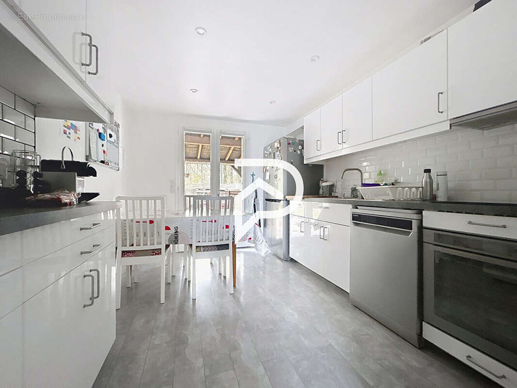 Maison à CHAMBRAY-LES-TOURS