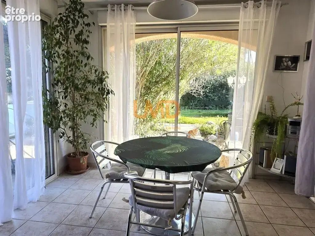 Maison 4 chambres, sans vis-à-vis, piscine et garage - photo 7