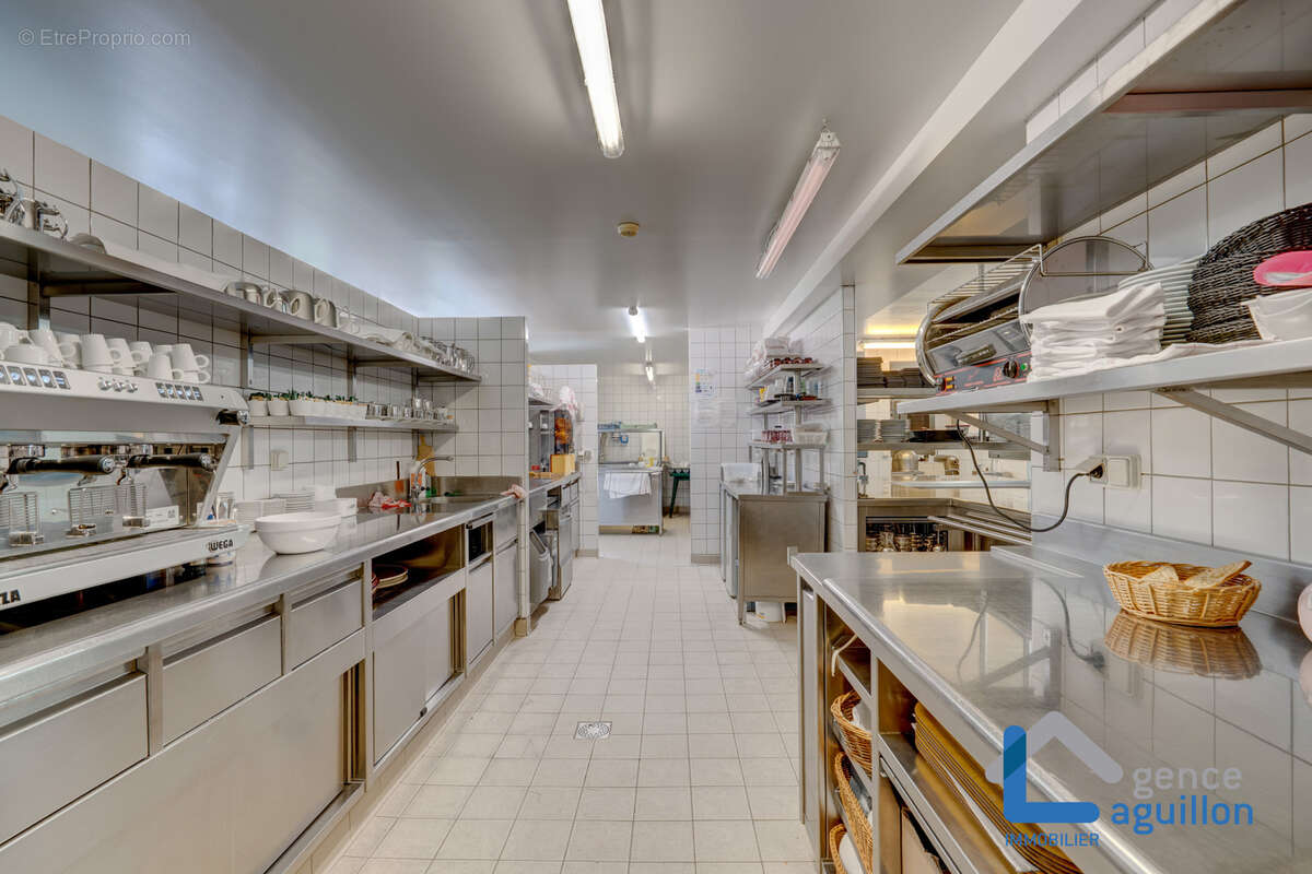 Hotel - restaurant a vendre au pays basque a biriatou -2300m2 - photo 14