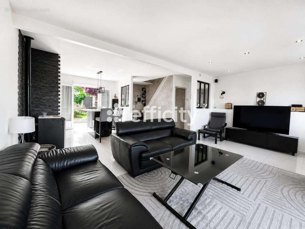 Maison 180 m² à Montgeron  - photo 3