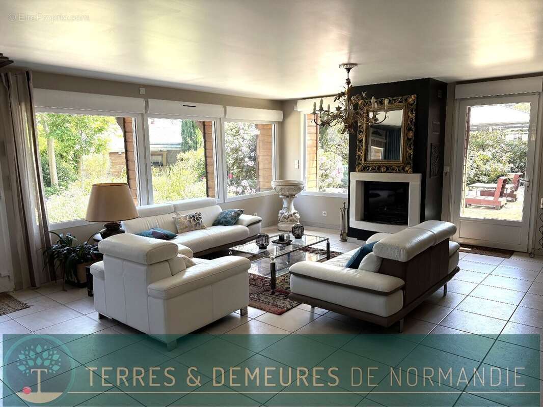 Maison à BEUZEVILLE