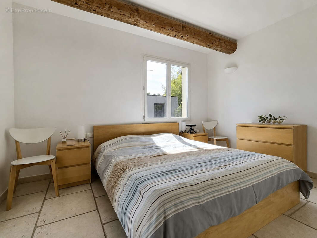Propriété 4 chambres, piscine et garage - Vue Mont Ventoux - photo 9