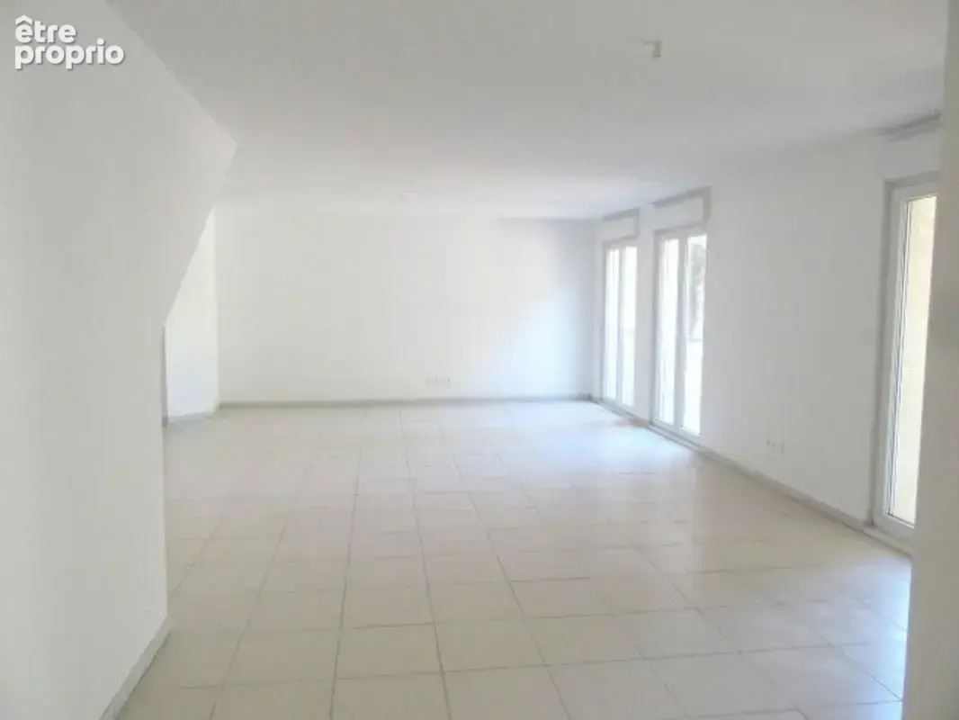 Très bel appartement à vendre 4 pièces SAINT AVOLD (57) - photo 3